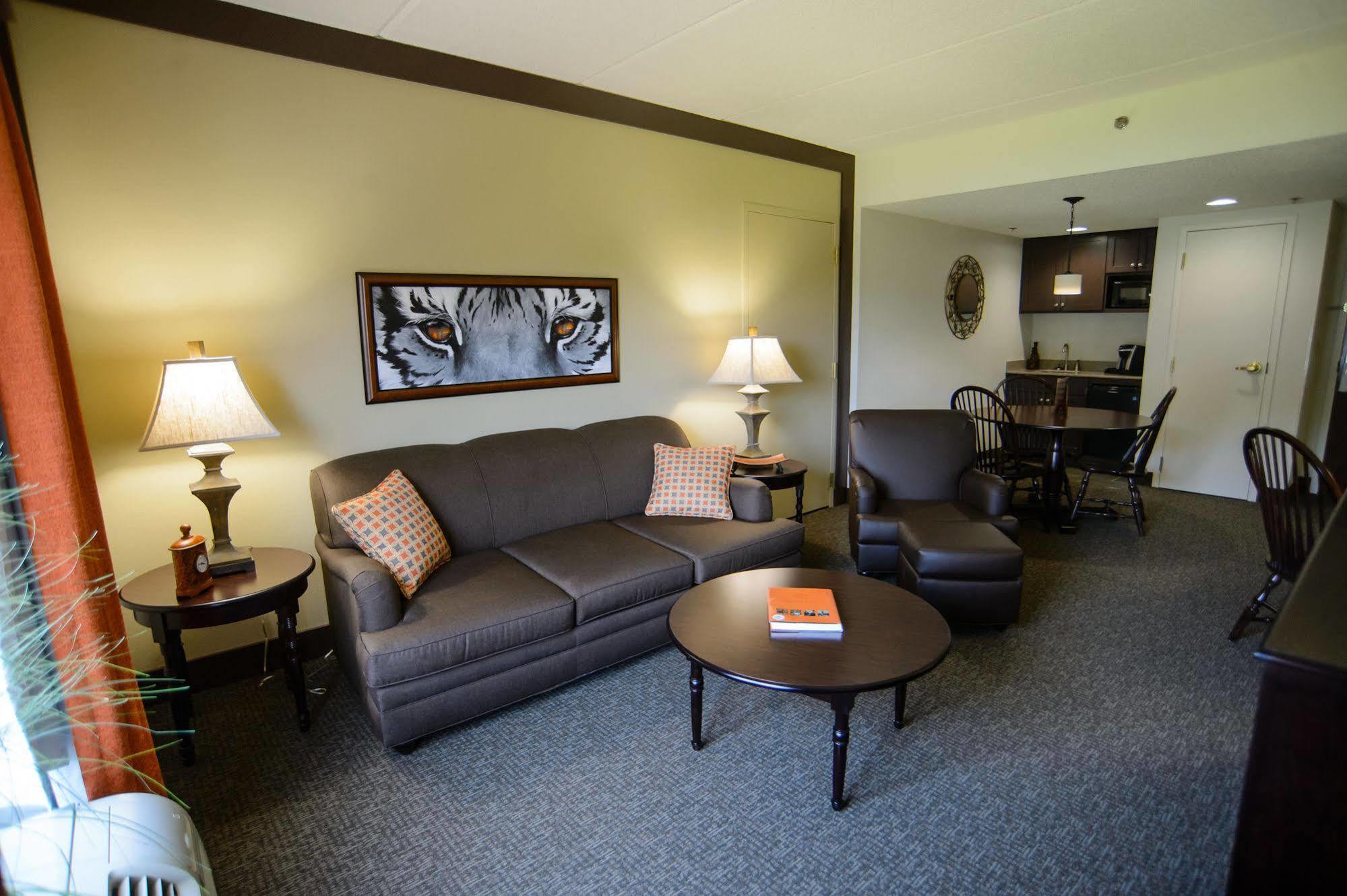 James F. Martin Inn Clemson Exterior photo